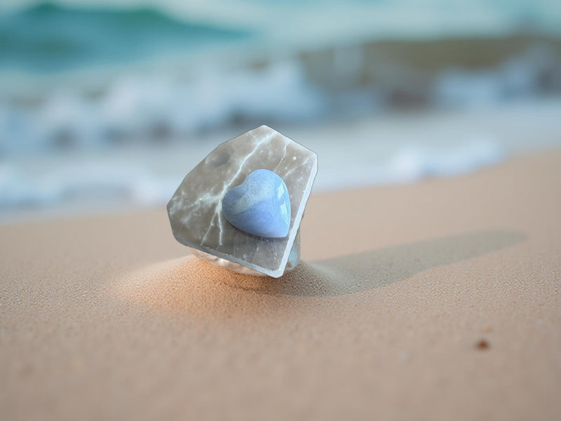 Blue Chalcedony Heart Cabochon FB2929 💦