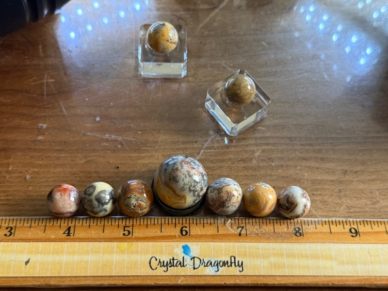 Crazy Lace Agate Small Sphere from Madagascar, joy, happiness and optimism FB3030 🧡