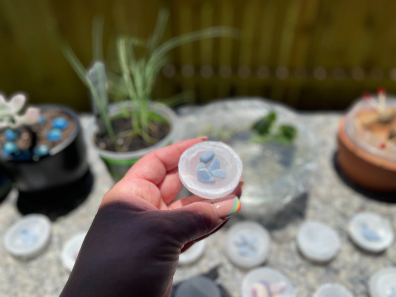 Selenite Etched Round Charging Plates / Bases for crystal grids and display FB1488