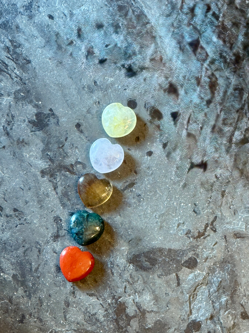 Pocket Hearts, Assorted Stones FB3045, Set of 5 💚🧡💙