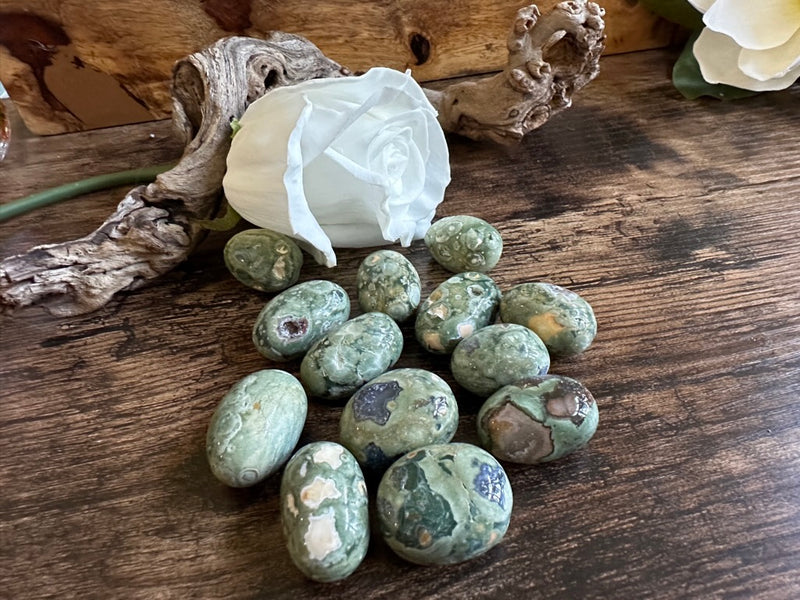Tumbled Rhyolite for direction and relationships