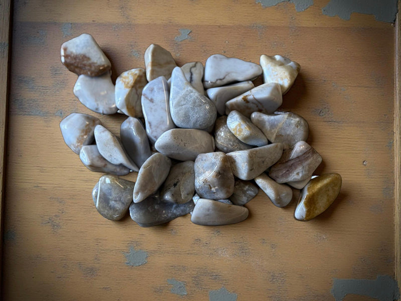 Tumbled Blue Chalcedony for building confidence and cooperation FB1006 💙