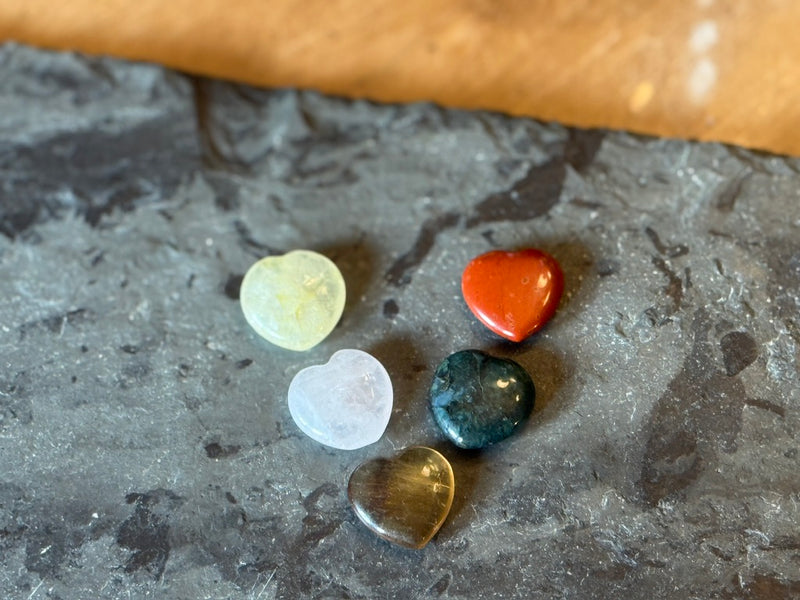 Pocket Hearts, Assorted Stones FB3045, Set of 5 💚🧡💙