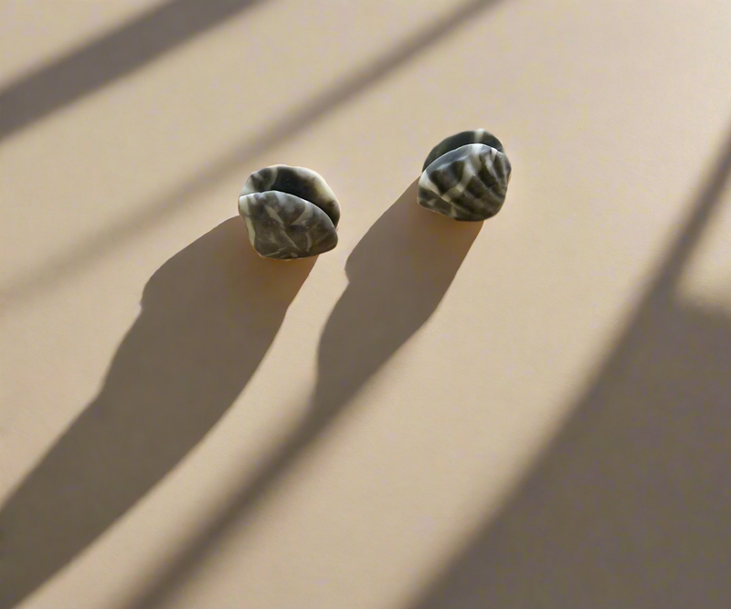 Shell carvings, finely detailed in assorted stones FB2133
