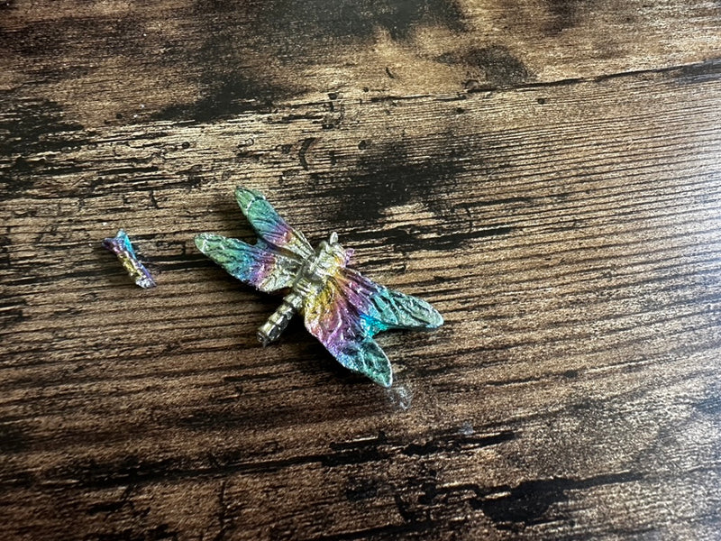 Iridescent Bismuth Dragonfly FB1145