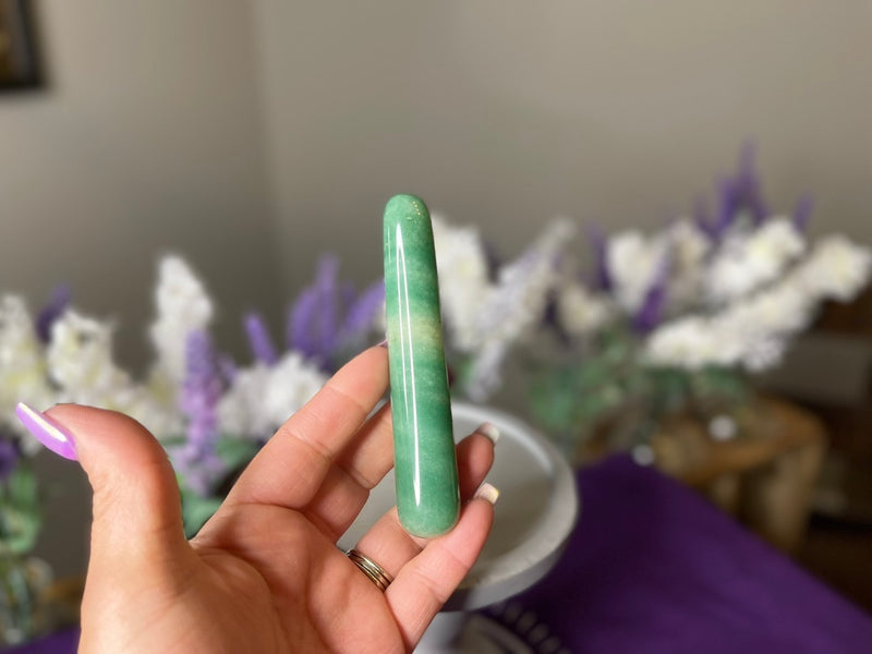 Green Aventurine Rounded wand, luck, prosperity, healing FB1027