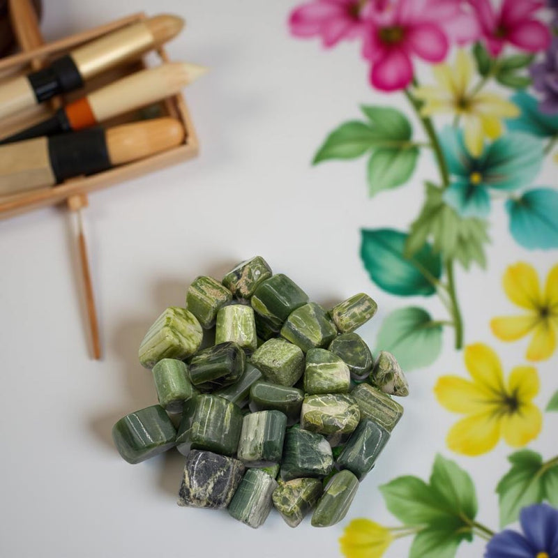Tumbled Tremolite, strength, resilience, peace FB1957 🎈