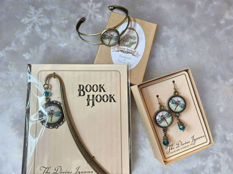 Book Hook, Bronze with Dragonfly Cabochon FB3066 ✨