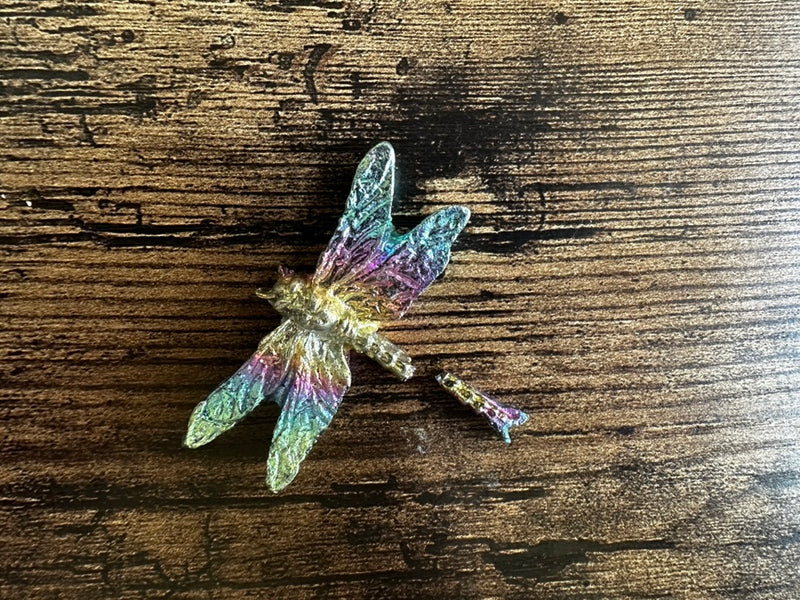 Iridescent Bismuth Dragonfly FB1145