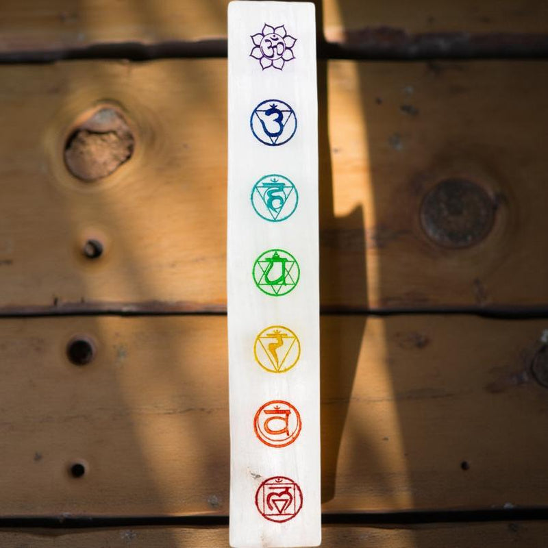 Selenite Charging Plate with 7 Chakra Symbols FB1985 💎