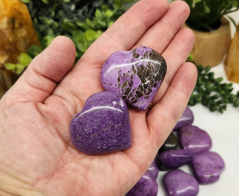 Stichtite Carved Heart FB3411 🌸