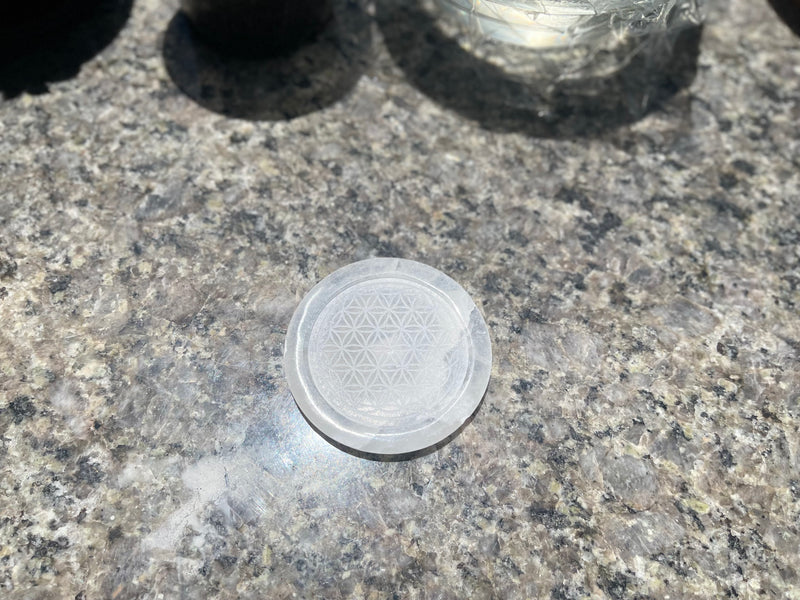 Selenite Etched Round Charging Plates / Bases for crystal grids and display FB1488