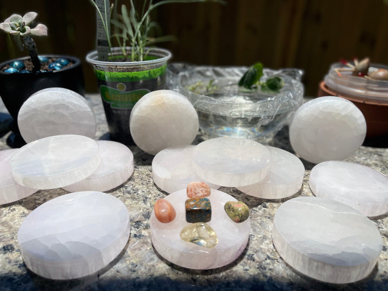 Selenite Etched Round Charging Plates / Bases for crystal grids and display FB1488