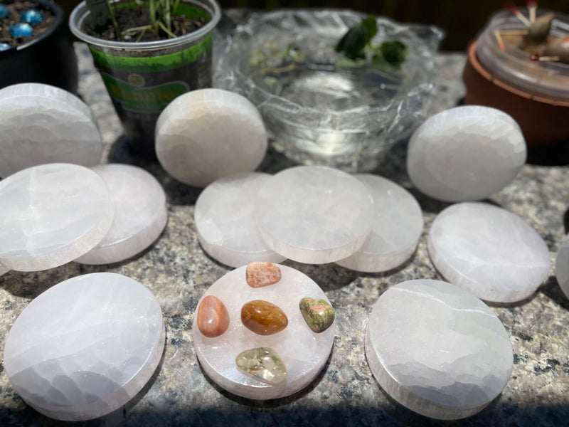 Selenite Etched Round Charging Plates / Bases for crystal grids and display FB1488