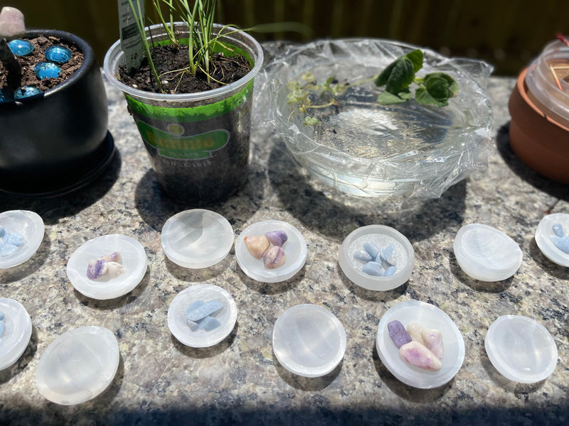 Selenite Etched Round Charging Plates / Bases for crystal grids and display FB1488