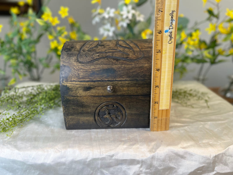 Yoga Man / Om Carved Wood Dome Lid Box FB1663