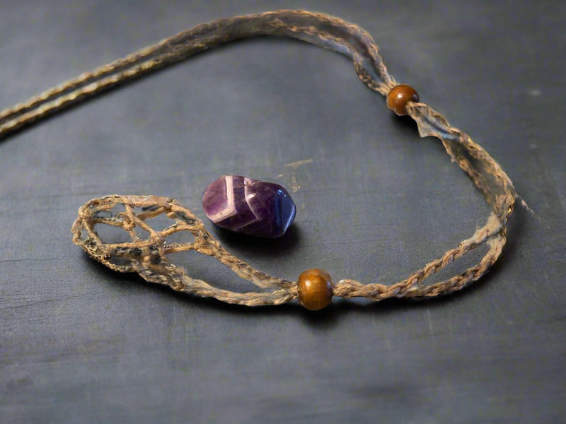 Macrame / Knotted Stone Holder with Wood Beads FB3180 🦚