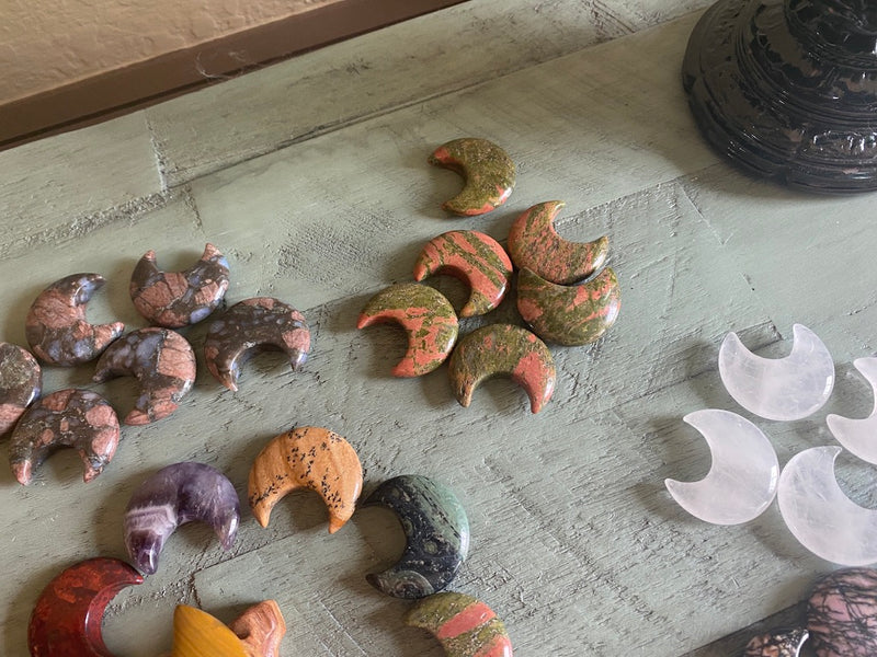 Crescent Moon Carvings, Small, Summer 2021 Collection FB3068