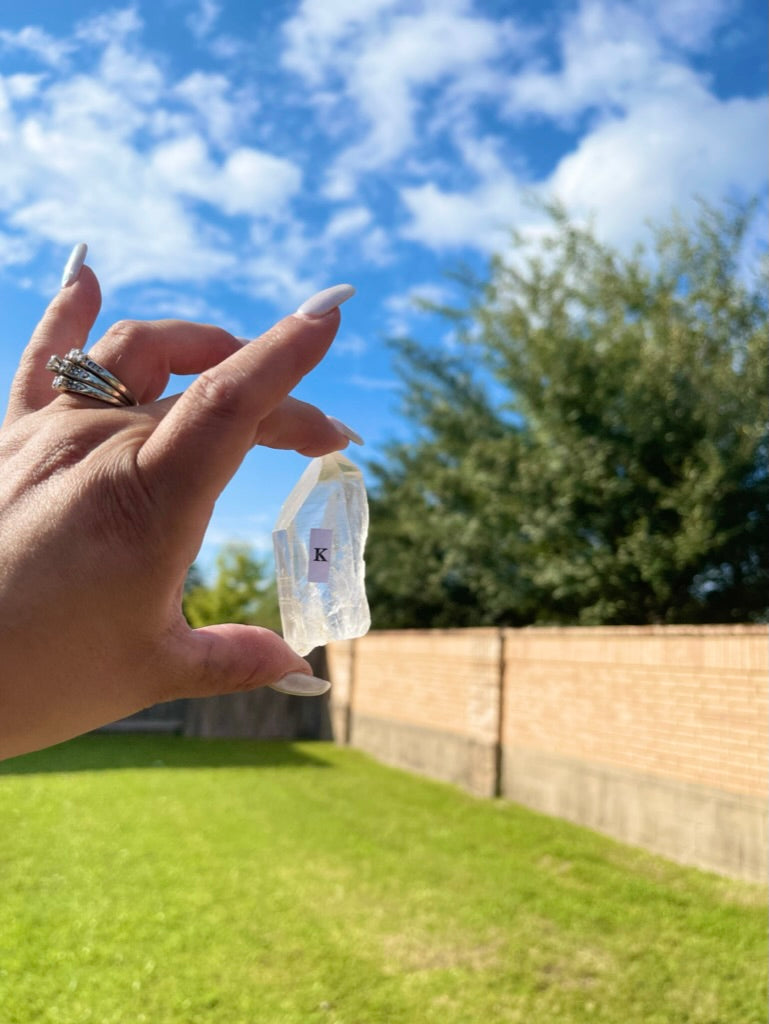 Clear Quartz 💛 High Grade 💛 Natural Points for amplifying energy FB2551 A