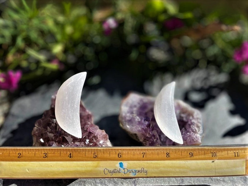 Selenite Crescent Moon, clearing and cleansing energy FB2983