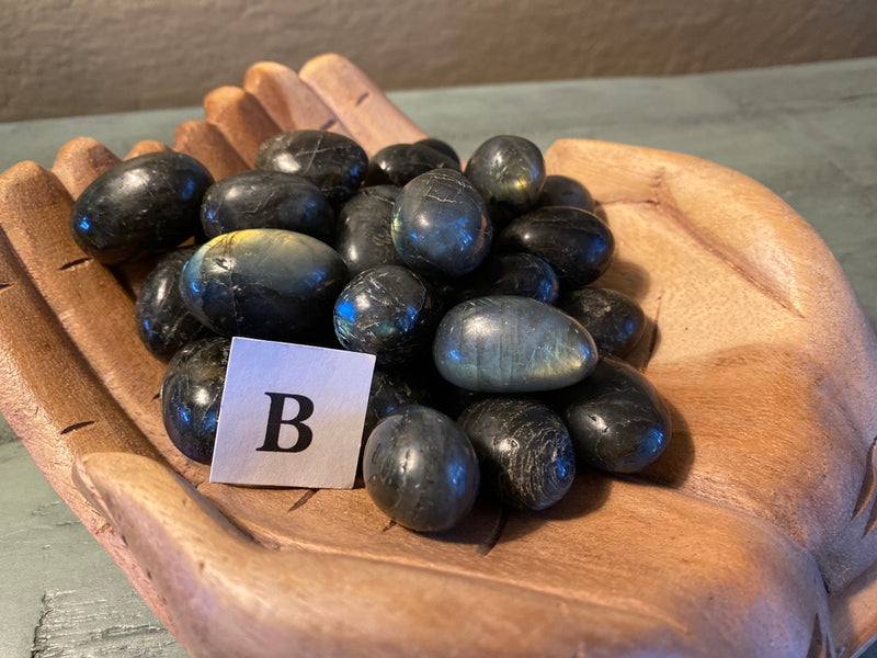 Tumbled Labradorite for Emotional Healing, Stone of Magic & Psychic Abilities, Rounded Ovals