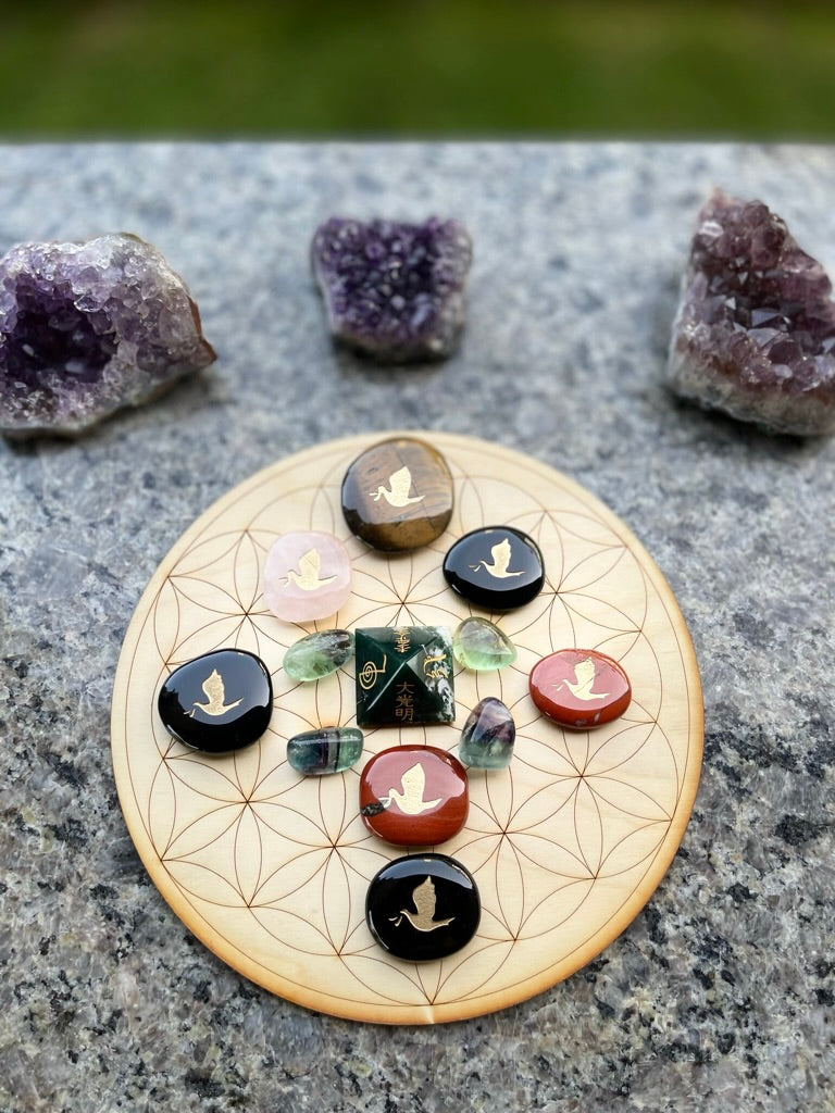 DOVE Wordstone Totem / Spirit Stone Engraved on Assorted Gemstones