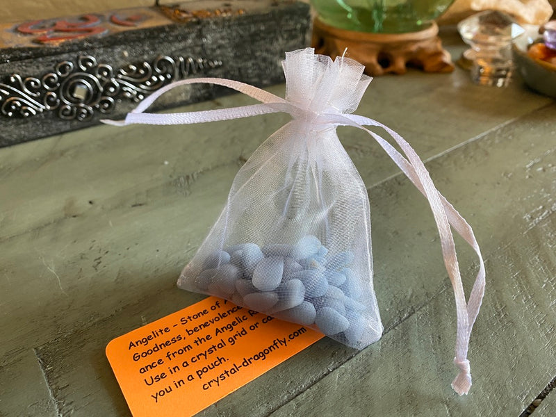 Tumbled Angelite Chips FB3109
