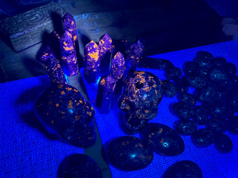 Tumbled Yooperlite, Extra Large, A Quality, Fluoresces under UV Light