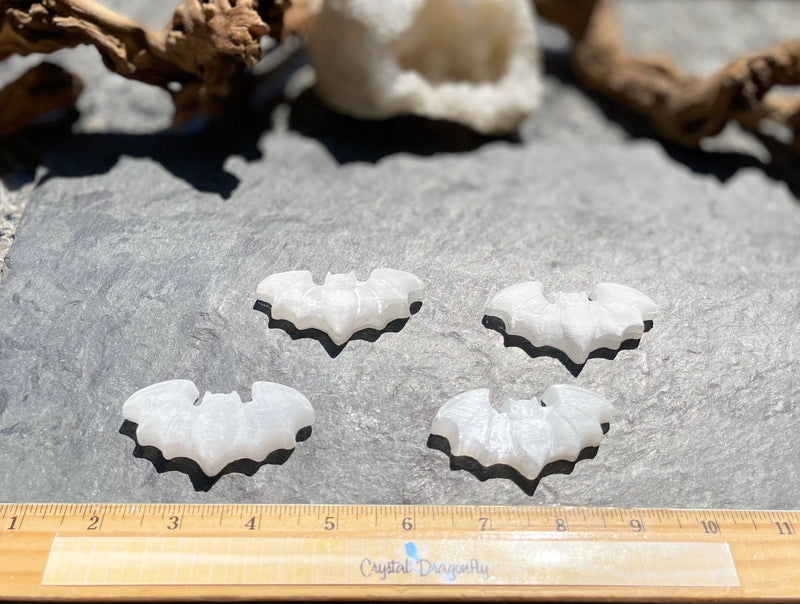 Selenite Bat Carving, Spirit / Totem Animal 🦇 FB2398