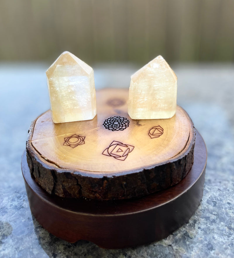 Golden / Honey Calcite Generator Point (Tower) FB1115