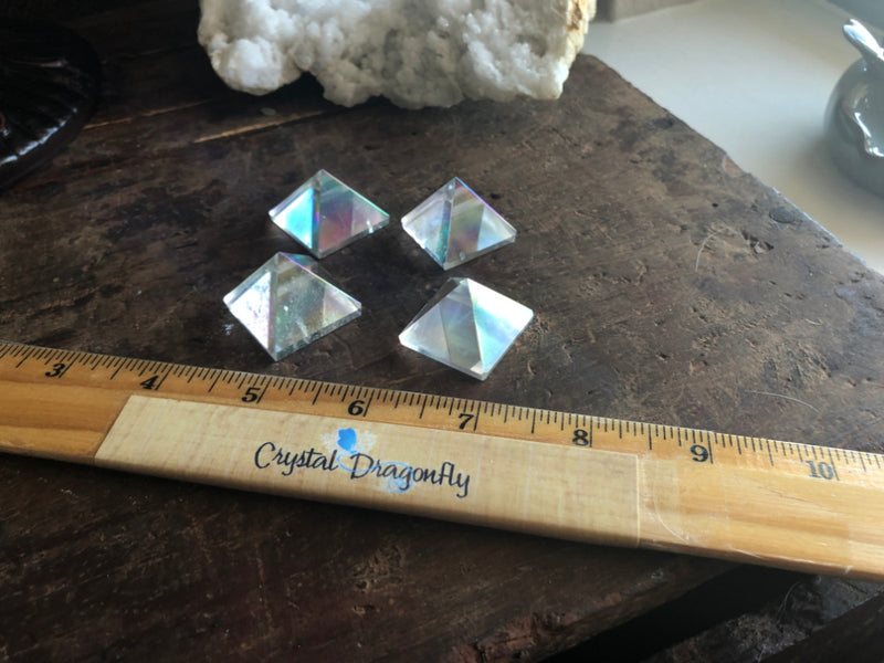 Angel Aura Clear Quartz Pyramid FB2253