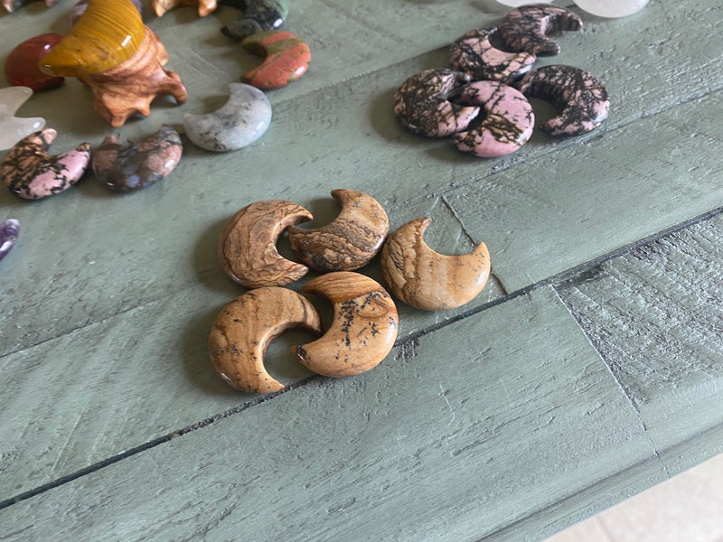 Crescent Moon Carvings, Small, Summer 2021 Collection FB3068