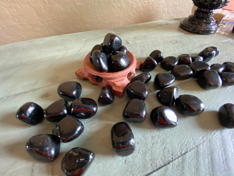 Tumbled Black Obsidian, grounding, shielding, manifestation