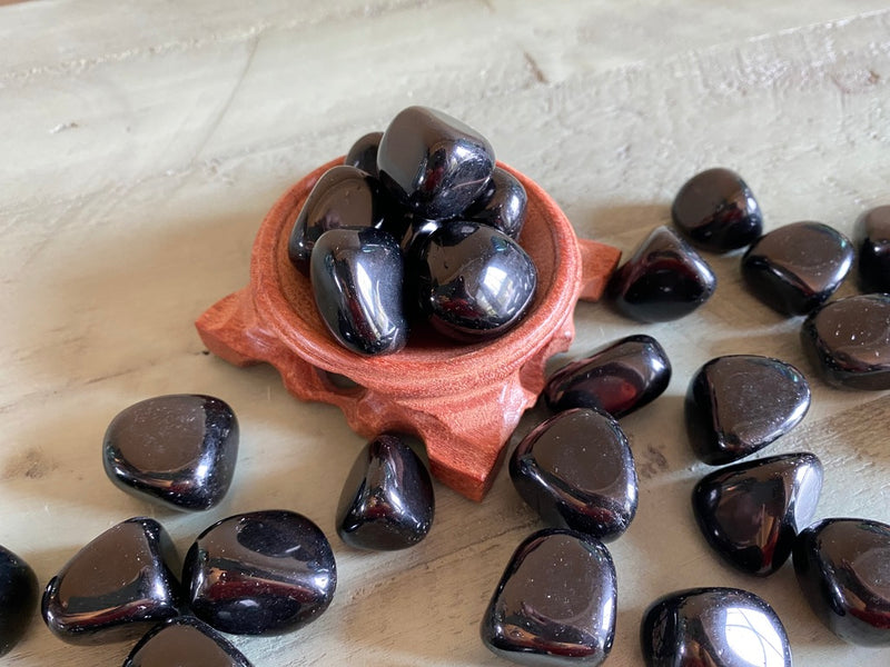 Tumbled Black Obsidian, grounding, shielding, manifestation