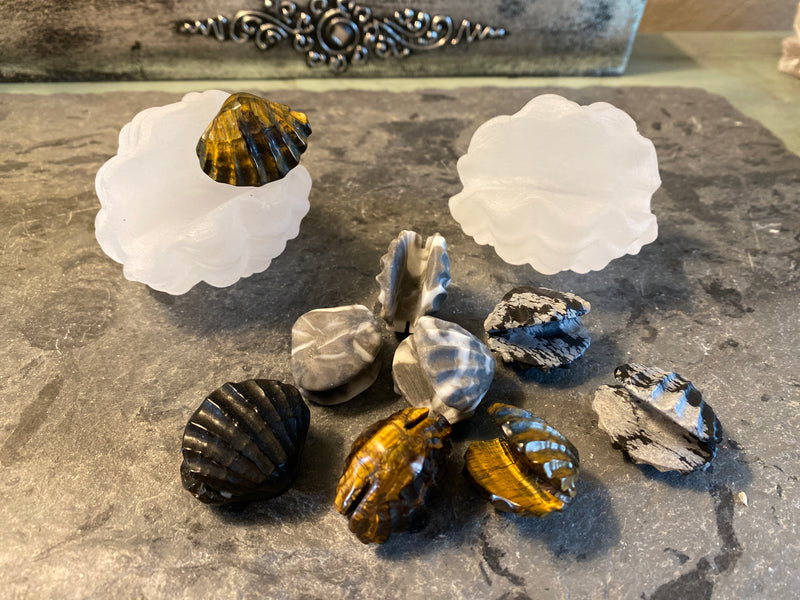 Shell carvings, finely detailed in assorted stones FB2133