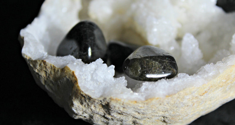 Tumbled Green Kyanite