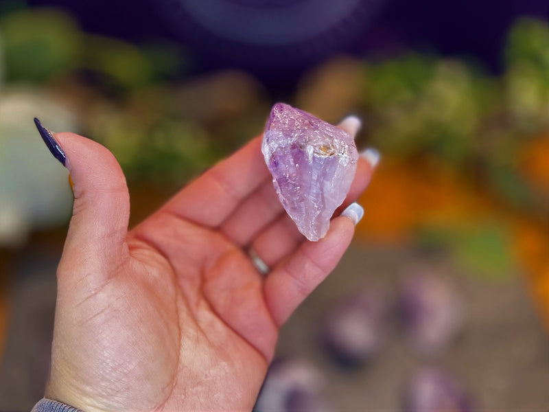 Amethyst Natural Points, A Quality, for tranquility, calm and serenity FB2018