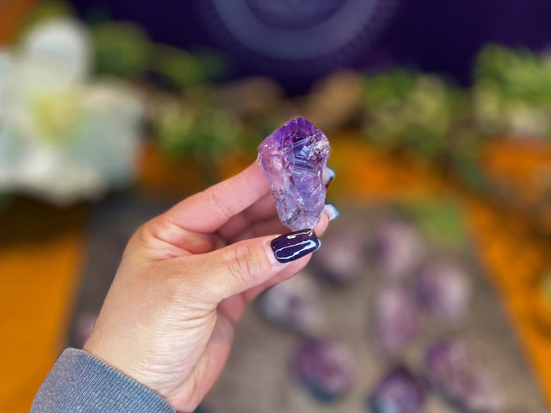 Amethyst Natural Points, A Quality, for tranquility, calm and serenity FB2018