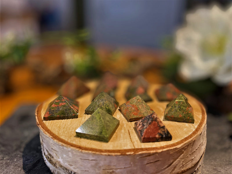 Pyramids carved from jasper, sodalite, obsidian and unakite FB1871