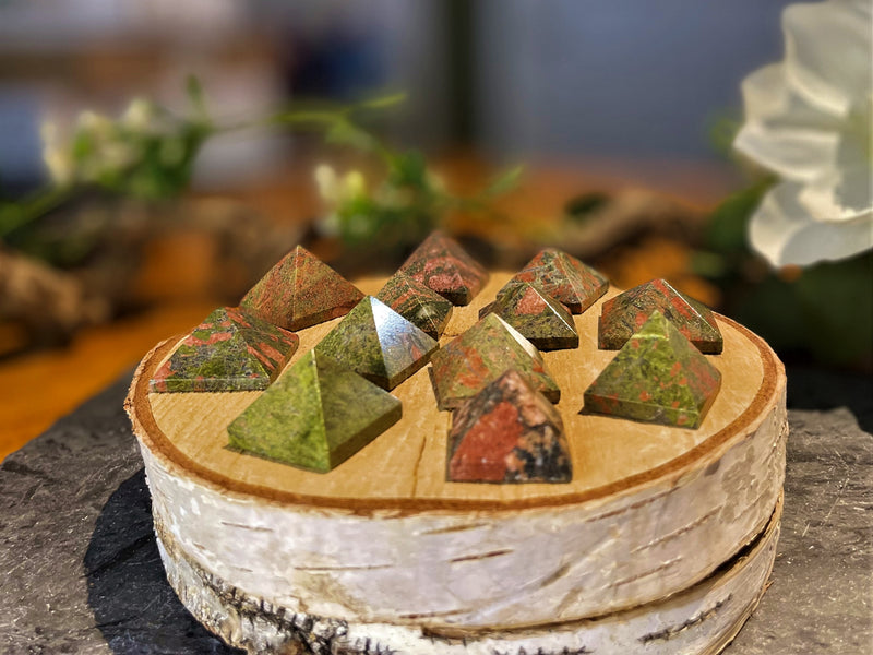 Pyramids carved from jasper, sodalite, obsidian and unakite FB1871