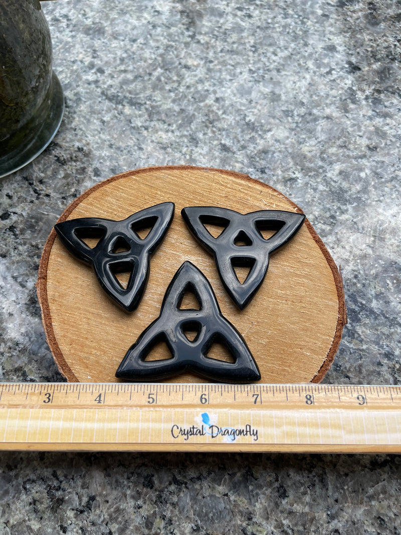 Triquetra Celtic Knot Stone Carving, Base / Altar Plate FB2827