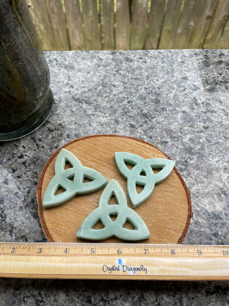 Triquetra Celtic Knot Stone Carving, Base / Altar Plate FB2827