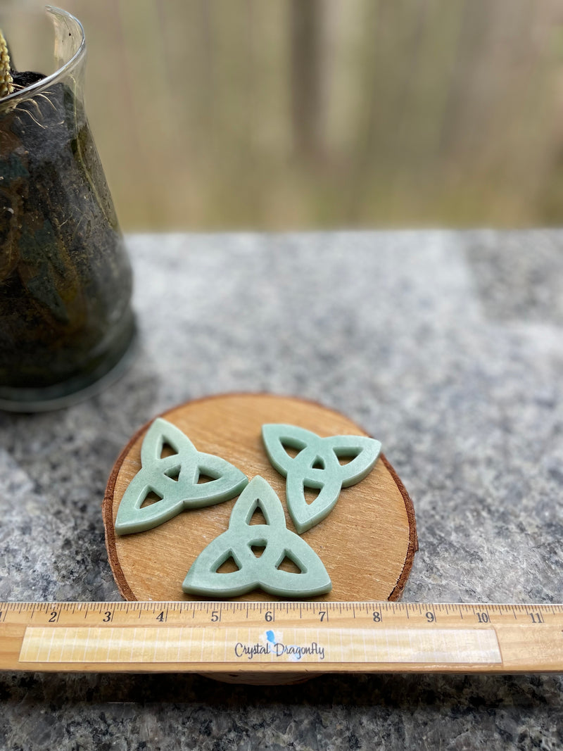 Triquetra Celtic Knot Stone Carving, Base / Altar Plate FB2827