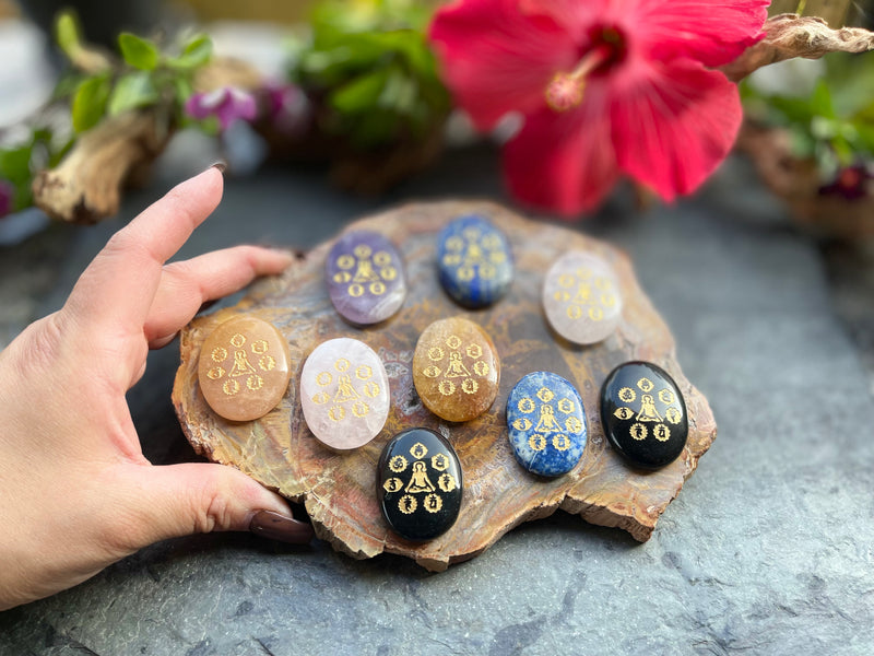 Chakra Symbol Yoga Totem / Spirit Stone FB3144