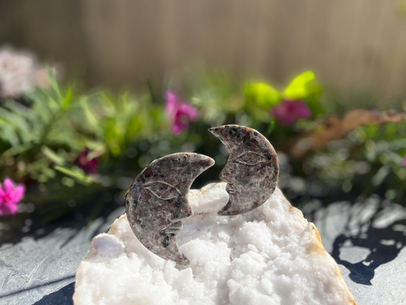Yooperlite Double Sided Carved Crescent Moon FB3090