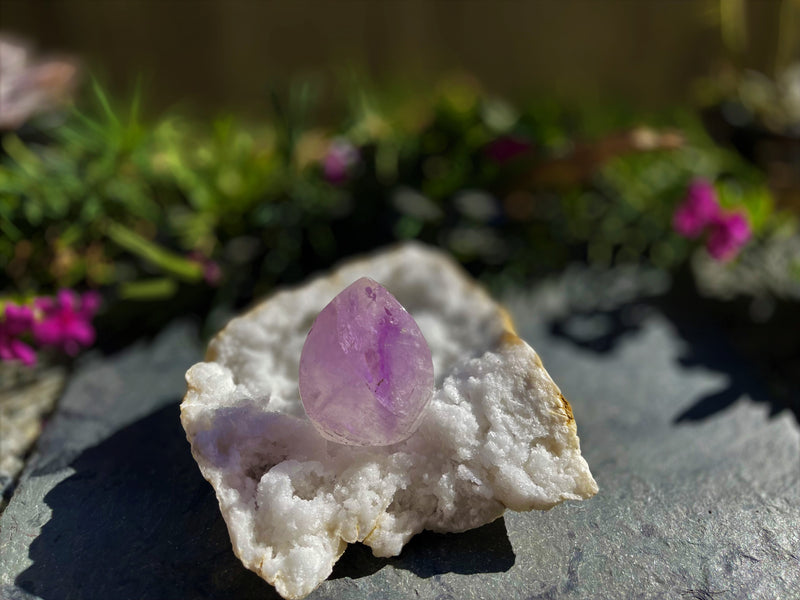 Amethyst Small Flame for Serenity, Calm & Peaceful Energies FB2080