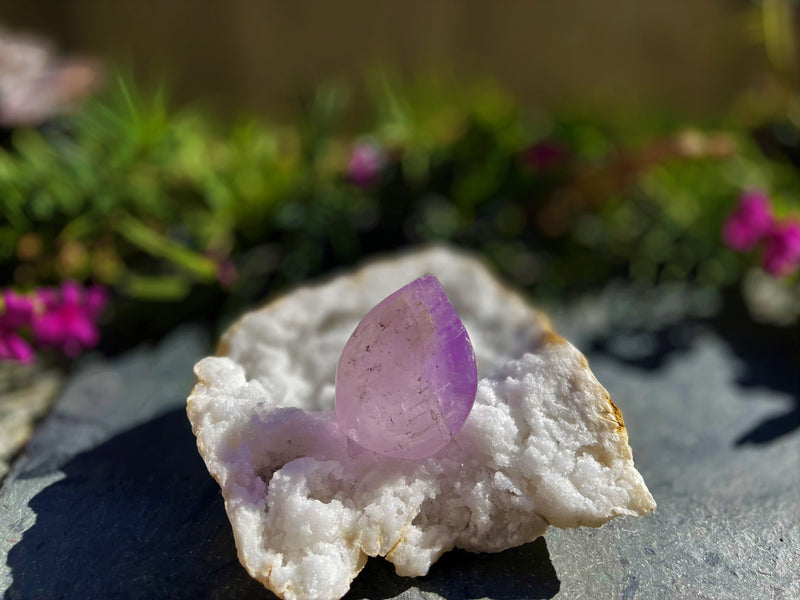Amethyst Small Flame for Serenity, Calm & Peaceful Energies FB2080