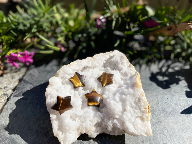 Gold Tiger Eye Pocket size Stars with great flash! FB1540
