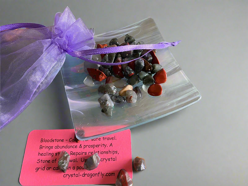 Tumbled African Bloodstone Chips Grab Bag FB3047