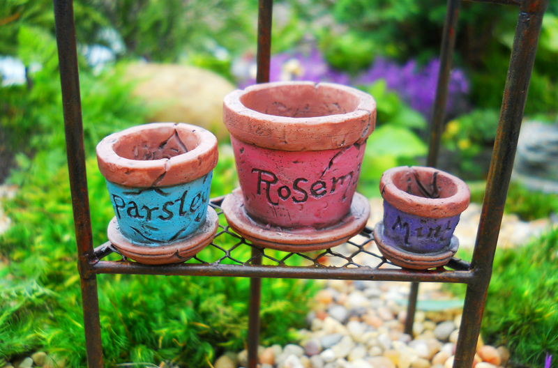Fairy Garden Accessories - Miniature Herb Pots, set of 3; FB9012